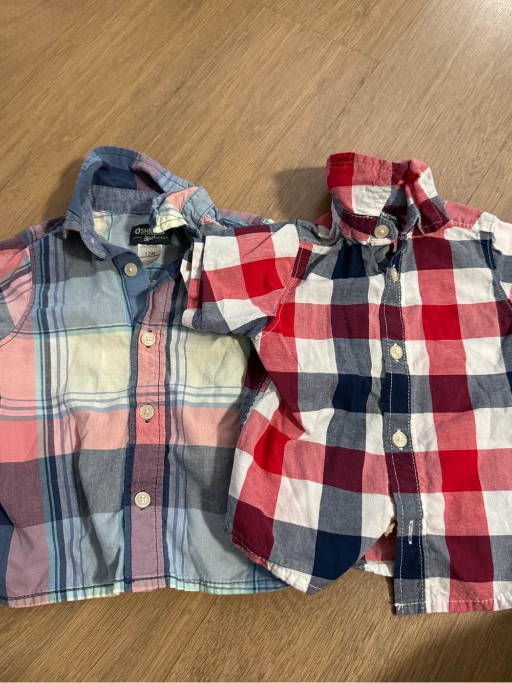 Oshkosh boy button downs size 12 month